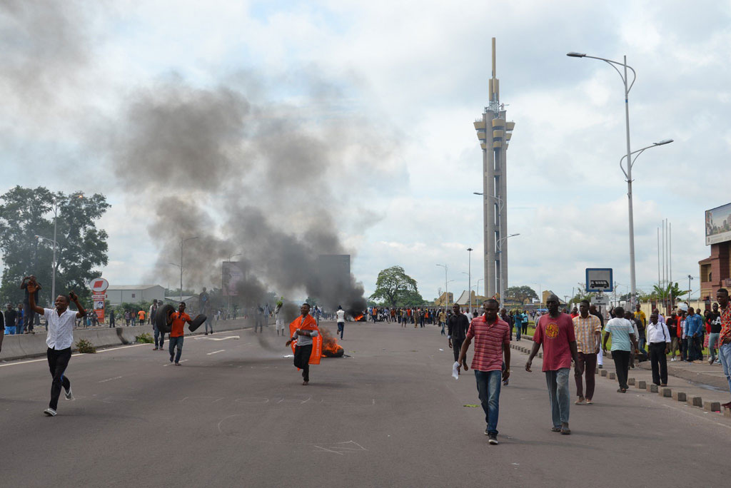 República Democrática del Congo: Expertos urgen a levantar restricciones a manifestantes
