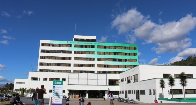 Hospital del IESS de Cuenca obtuvo acreditación internacional en nivel oro