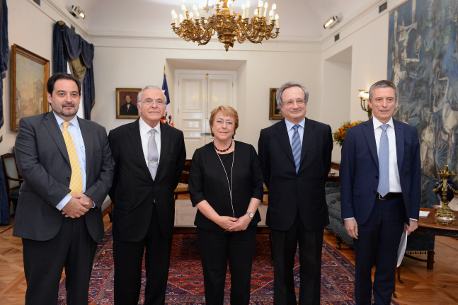 CHILE: Bachelet recibe a representantes de la empresa Gas Natural Fenosa