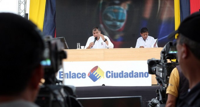 Presidente Correa: “Queremos combatir la corrupción, prohibamos en el sector público los paraísos fiscales”