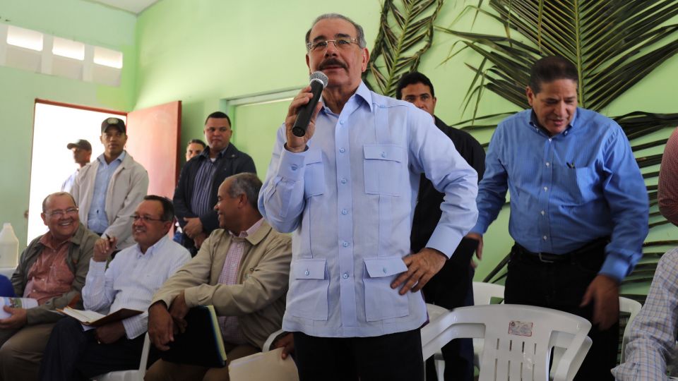 REPÚBLICA DOMINICANA: Danilo Medina: “Cualquier cosa que haga por productores de Manuel Bueno, vale la pena”