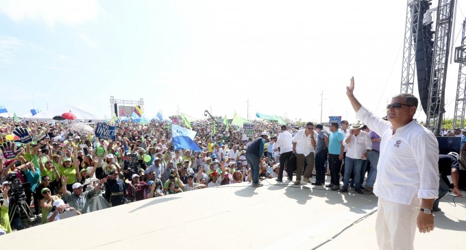 El último Enlace Ciudadano del Presidente Correa congrega a miles en Samanes