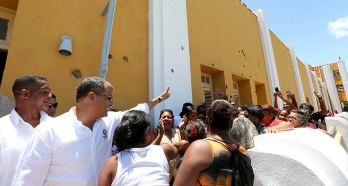 Presidente Rafael Correa recibió el cariño del pueblo santiaguero 