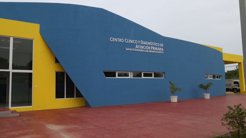 REPÚBLICA DOMINICANA: Salud y educación en Montecristi: Danilo entrega Centro de Atención Primaria y escuela