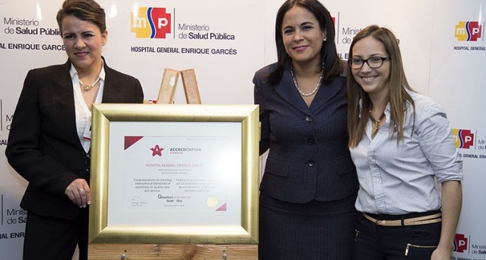 Hospital Enrique Garcés recibió acreditación internacional