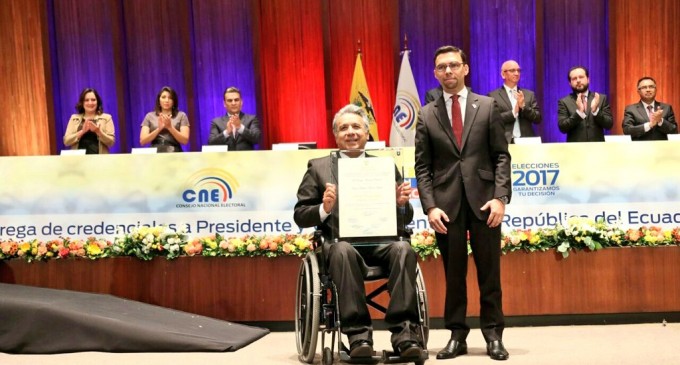 Lenín Moreno y Jorge Glas recibieron las credenciales que los acreditan como Presidente y Vicepresidente del Ecuador