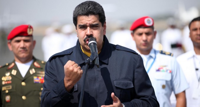 Presidente Maduro presenta ante el CNE solicitud formal para Constituyente en Venezuela
