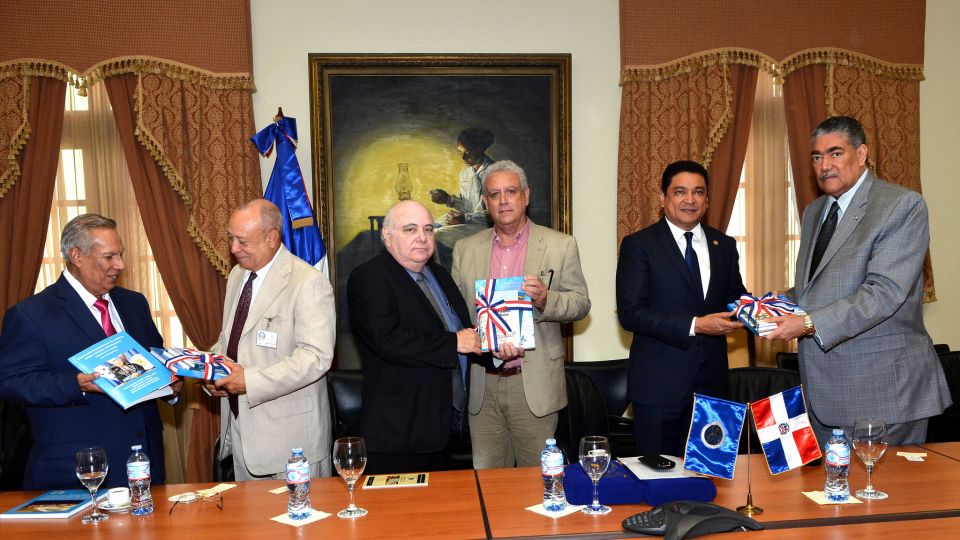 REPÚBLICA DOMINICANA: Integrantes Corte Centroamericana de Justicia visitan al ministro Miguel Mejía