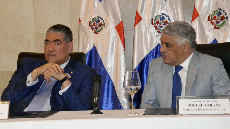 REPÚBLICA DOMINICANA: Ministerio de Integración Regional imparte curso a personal consular y diplomático