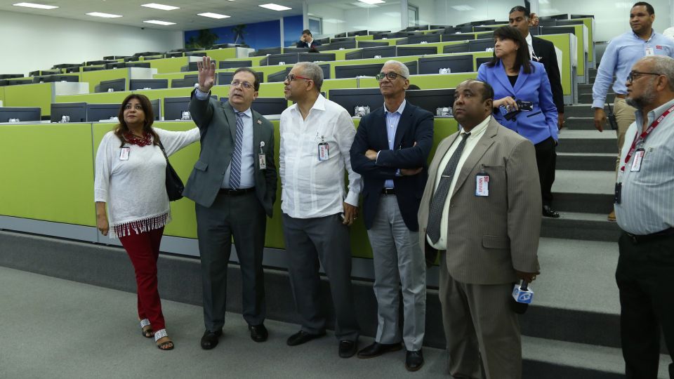 REPÚBLICA DOMINICANA: Periodistas de Santiago conocen cómo opera el 911 Zona Norte