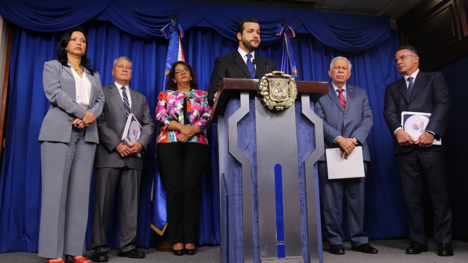 REPÚBLICA DOMINICANA: Para fomentar exportaciones, reducirán en 75% requisitos para renovación del registro sanitario