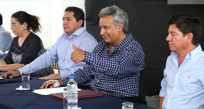Abriremos convocatoria para la ampliación de la vía Santo Domingo-Quevedo-Babahoyo-Jujan: Presidente Moreno