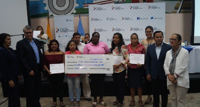 1.463 emprendedores de Guayaquil, Durán y Samborondón recibieron Créditos de Desarrollo Humano