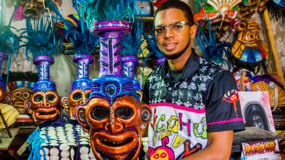 REPÚBLICA DOMINICANA: Somos Carnaval. Taimáscaros de Puerto Plata