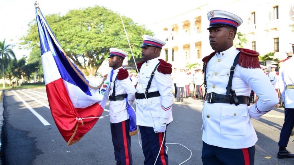 REPÚBLICA DOMINICANA: Danilo Medina encabeza acto homenaje a la Bandera Nacional