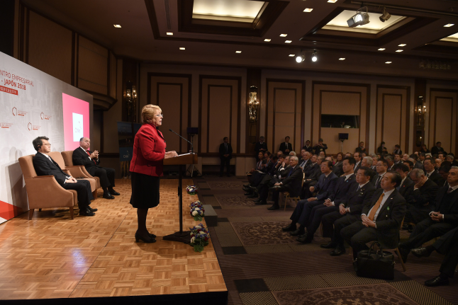 CHILE: Presidenta Bachelet en encuentro empresarial Chile-Japón: Nos hemos posicionado como un destino atractivo, tanto para el intercambio de bienes y servicios como para la inversión extranjera