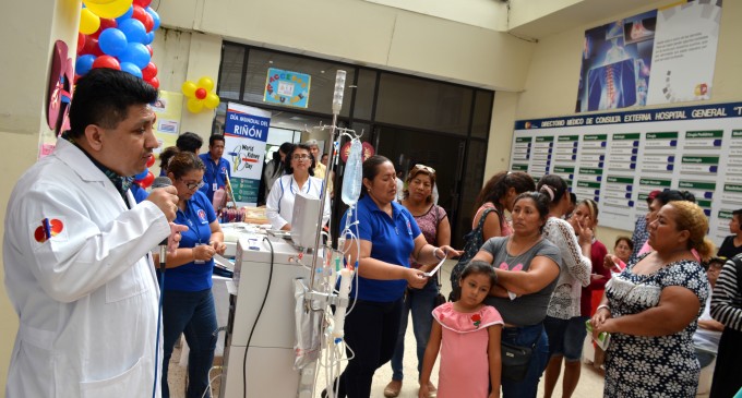 Hospital de Machala conmemoró el Día del Riñón con charlas sobre males renales