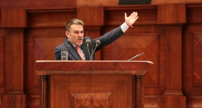 José Serrano fue destituido de la presidencia de la Asamblea Nacional