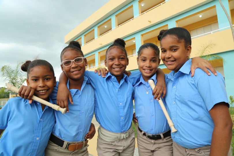 REPÚBLICA DOMINICANA: Hato Mayor: Revolución Educativa se consolida. Danilo entrega dos escuelas y edificio administrativo
