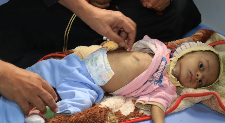 Tres años de guerra en Yemen, sanidad en Latinoamérica... Las noticias del lunes