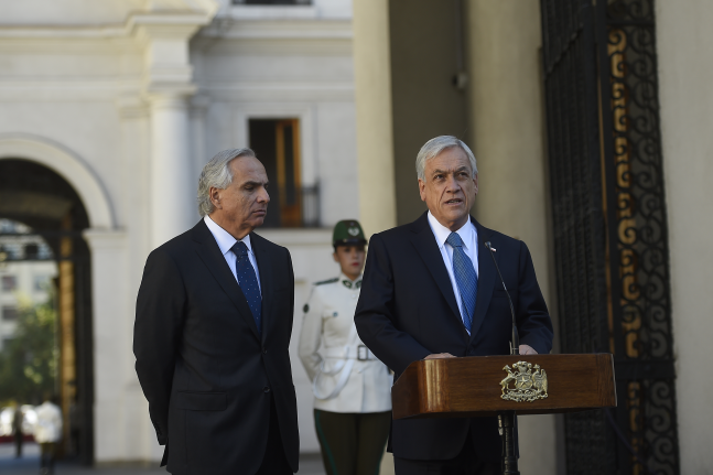 CHILE: Presidente Piñera acepta renuncia del General Director de Carabineros
