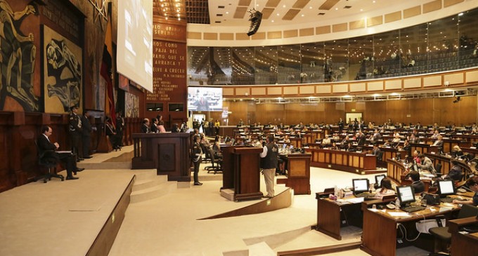 Asamblea Nacional destituyó al fiscal Carlos Baca