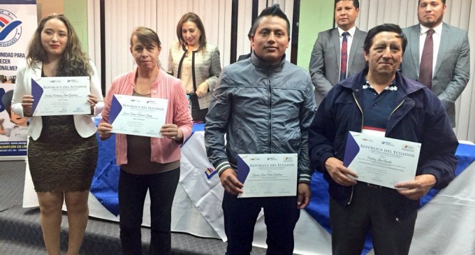 Secap entregó 629 certificados de competencias laborales en la provincia de Pichincha