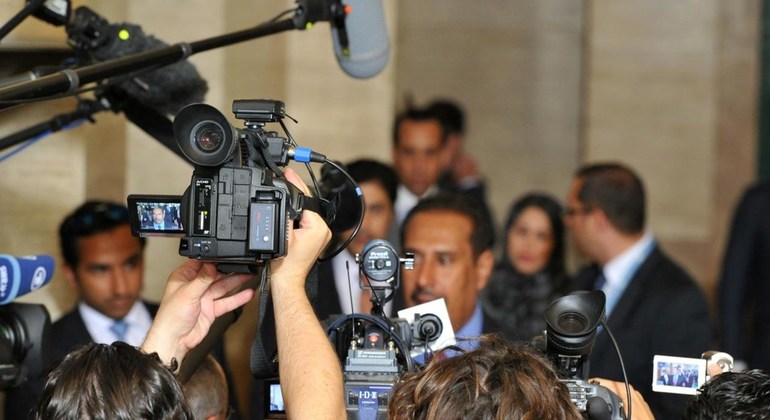 Fotoperiodista egipcio condenado a muerte, recibirá el Premio Guillermo Cano de Libertad de Prensa