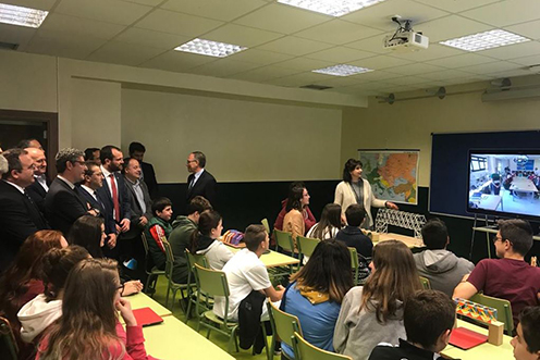 ESPAÑA: Álvaro Nadal presenta el programa Escuelas Conectadas en Asturias