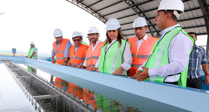 Vicepresidenta participó de la inauguración de la Planta de Tratamiento de Agua Potable de Jaramijó