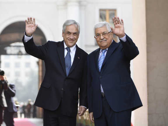 Presidente Piñera recibe en visita oficial a Presidente de Palestina, Mahmud Abás
