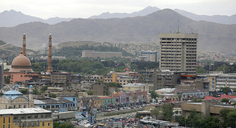 Kabul, economía informal... Las noticias del lunes