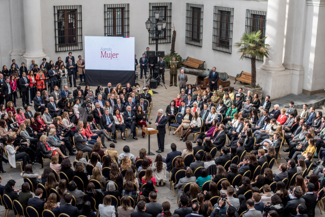 CHILE: Presidente Piñera anuncia medidas para promover la equidad de género: Ha llegado el tiempo en nuestro país para una sociedad y una cultura en que hombres y mujeres tengamos los mismos derechos