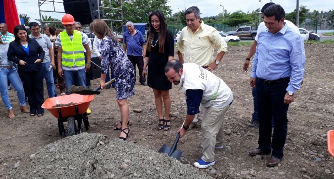 Colocaron la primera piedra de las nuevas Unidades del Milenio que se construirán en Los Ríos