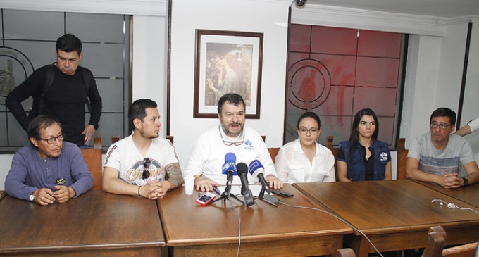 Defensor del Pueblo de Colombia se reunió con familiares del equipo periodístico de diario El Comercio