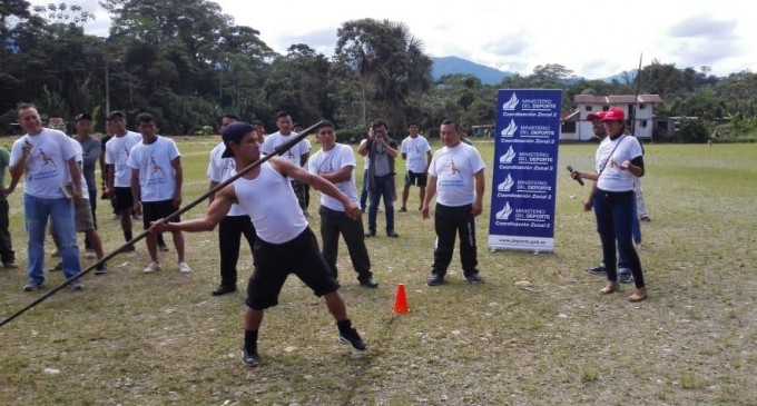 Los juegos autóctonos de las nacionalidades amazónicas convocaron a 300 participantes