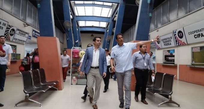Gobernador del Guayas verificó ejecución de obras en el cantón Durán