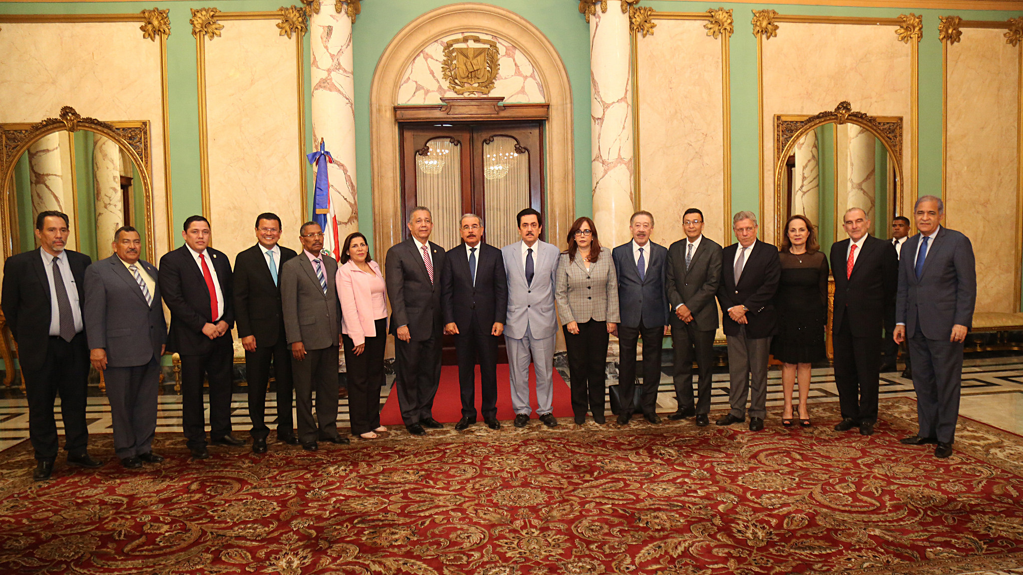 REPÚBLICA DOMINICANA: Danilo Medina recibe a delegación PARLACEN encabezada por su presidente el dominicano Tony Raful