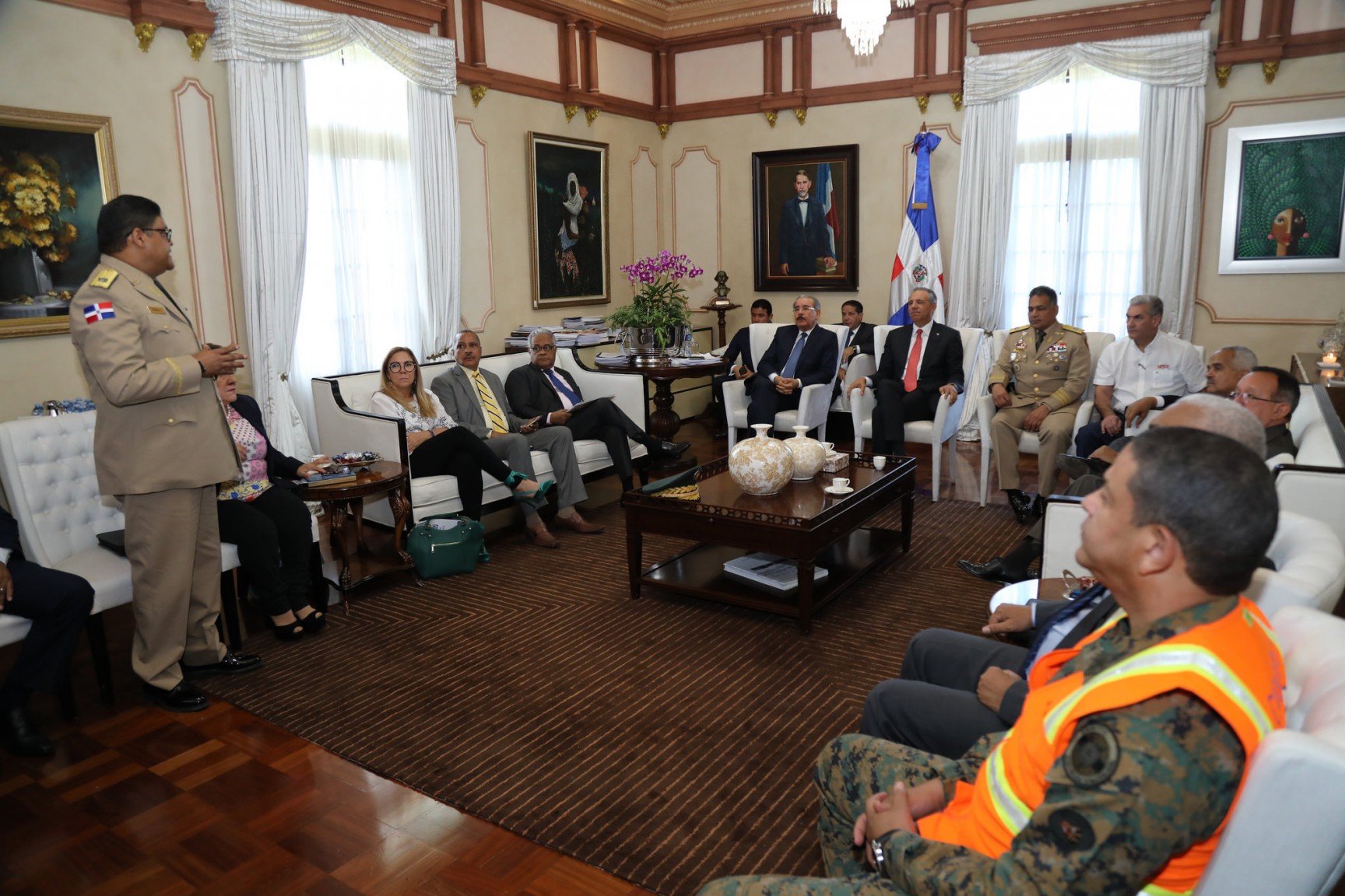 REPÚBLICA DOMINICANA: Presidente Danilo Medina se reúne con el COE para dar seguimiento trayectoria tormenta Isaac