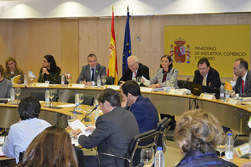 ESPAÑA: La ministra de Industria presenta el Marco Estratégico y las Medidas de Apoyo a las PYME