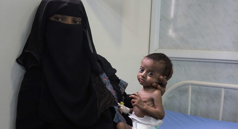 Las madres y los bebés de Yemen están al limite