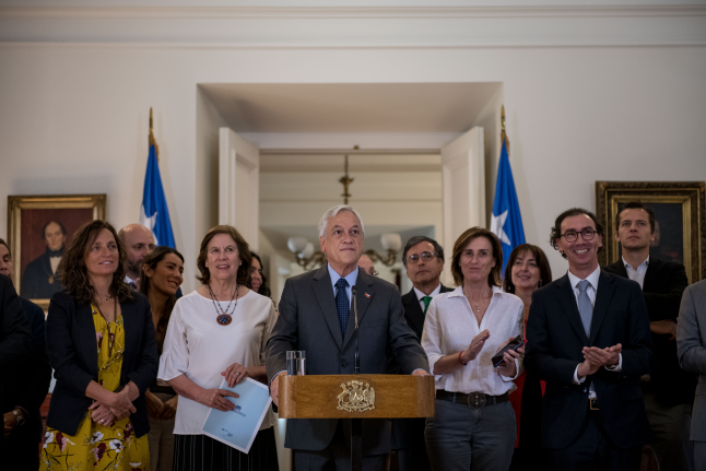 Presidente Piñera recibe informe de Comisión Todos Al Aula: 