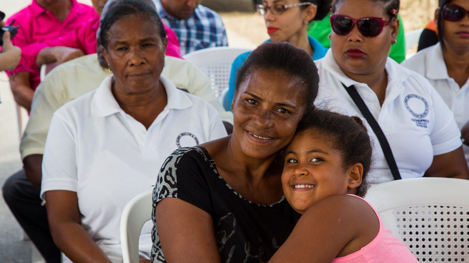 REPÚBLICA DOMINICANA: Una Farmacia del Pueblo que beneficia a los pobres. En Veragua, Espaillat