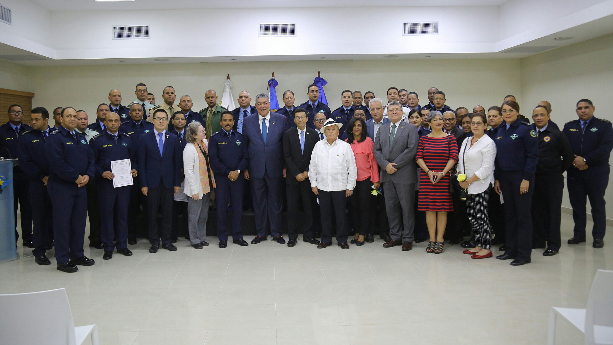REPÚBLICA DOMINICANA: Ministerio para Políticas Integración Regional gradúa a 45 miembros CESAC de curso sobre integración en América Latina y el Caribe