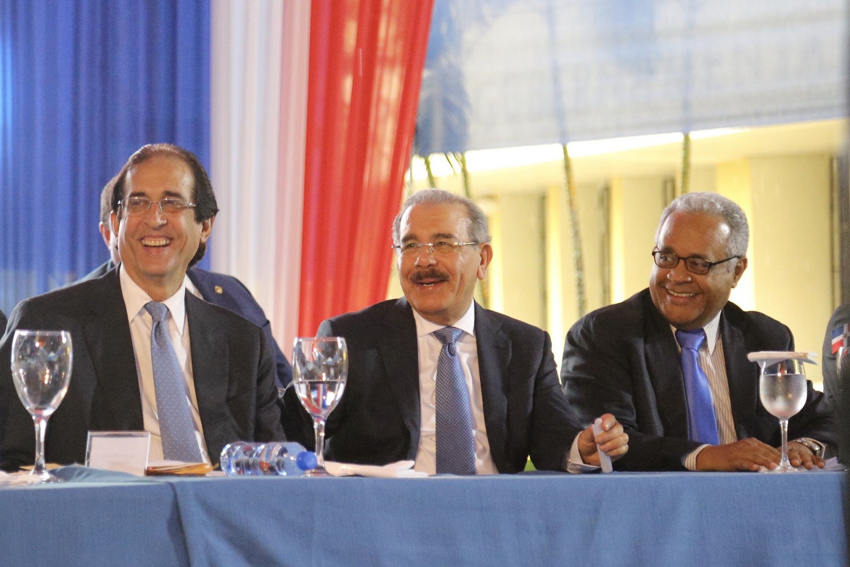 REPÚBLICA DOMINICANA: Danilo Medina encabeza puesta en operación del Sistema 911 en Monte Plata. 491 servidores brindarán atención con calidad acostumbrada