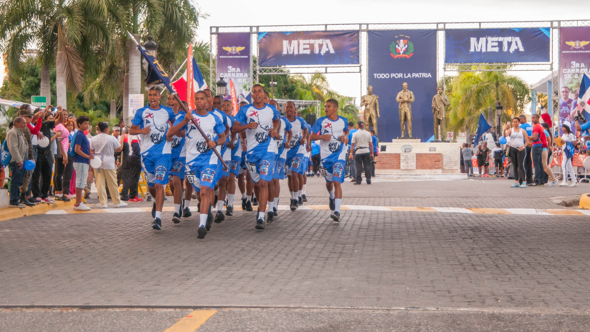 REPÚBLICA DOMINICANA: Ministerio de Defensa realiza Tercera Carrera 5K y 10K; estrecha lazos entre ciudadanos y Fuerzas Armadas a través de fomento del deporte