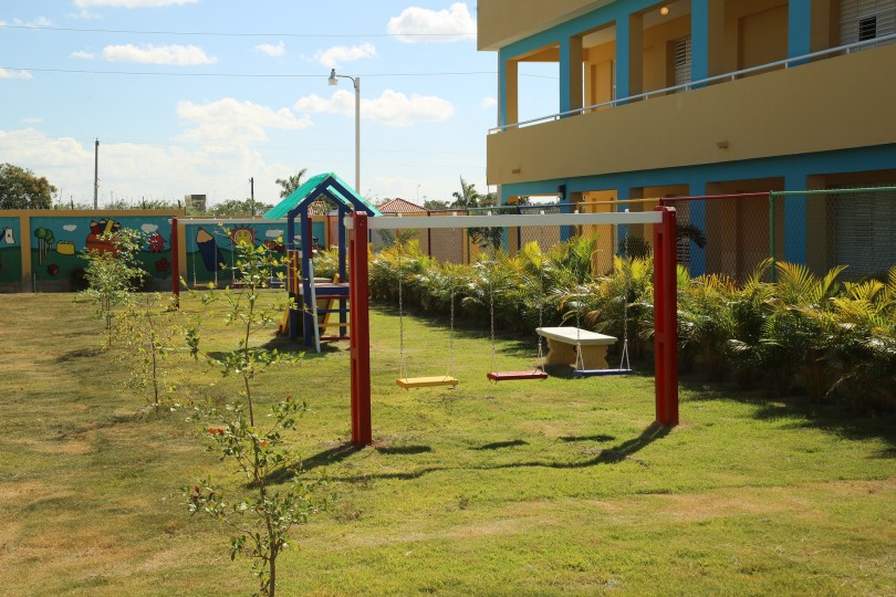 Escuela Colombina Castro, en Boca Chica