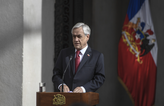 CHILE: Presidente Piñera anuncia reducción de 80% en cargos de acceso de telefonía móvil: Estamos avanzando en poner la tecnología moderna al servicio de una mejor calidad de vida