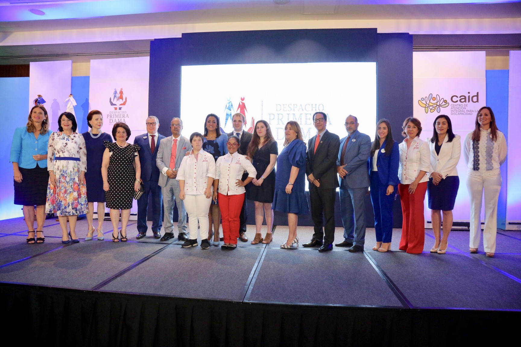 REPÚBLICA DOMINICANA: Despacho Primera Dama promueve uso de tecnología que desarrolla Thomas Klein para atender a niños y niñas con autismo