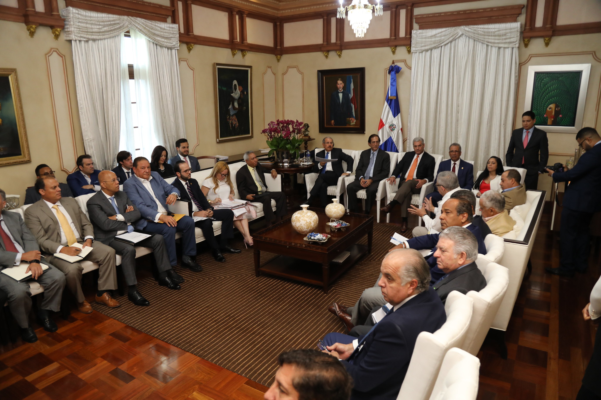 REPÚBLICA DOMINICANA: Presidente Danilo Medina da seguimiento a avances Ciudad Juan Bosch. Se reúne con desarrolladores